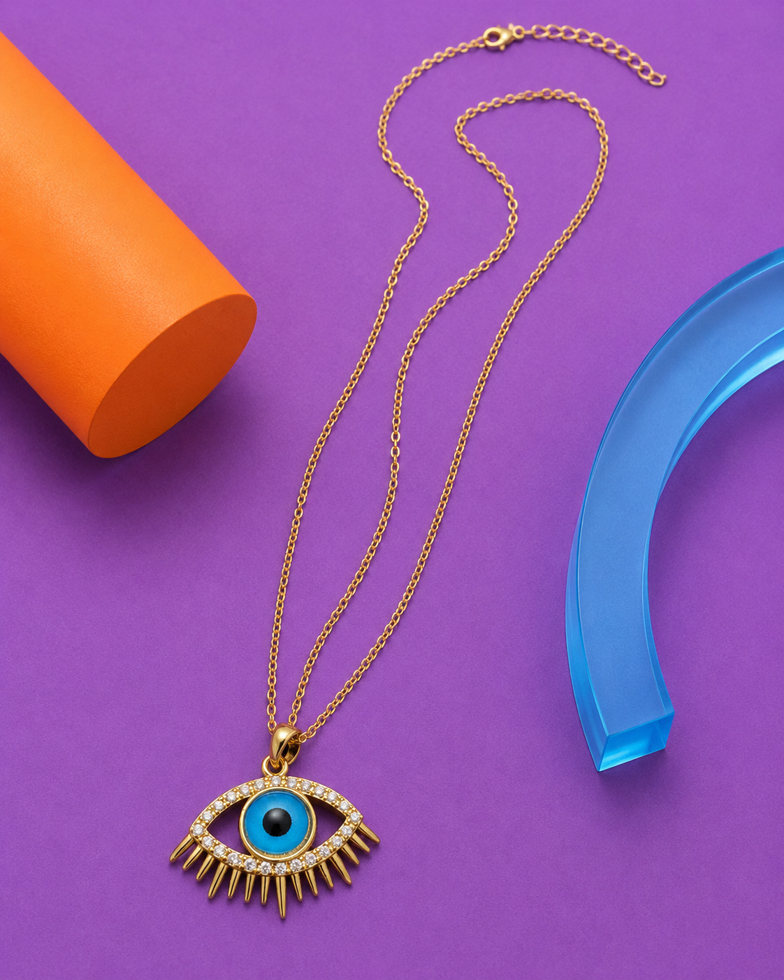 THIS EYE JUDGES QUIETLY