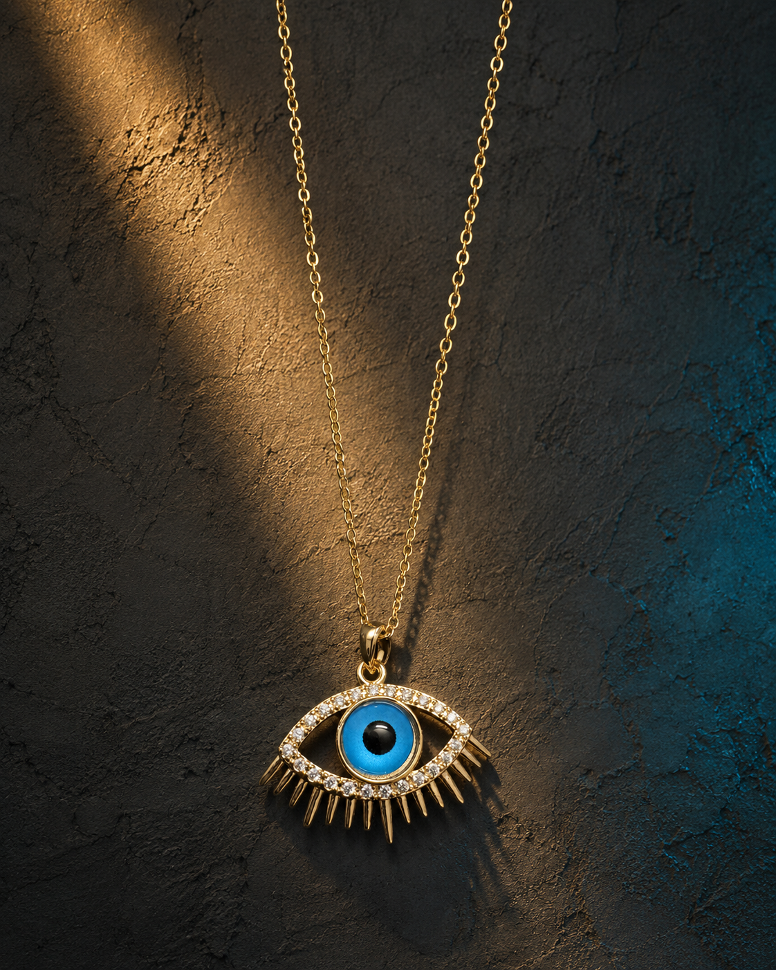 THIS EYE JUDGES QUIETLY